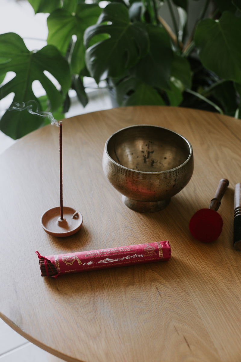 Singing Bowl Healing Incense - Naga Pedestal