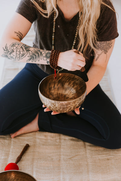 Conjunto de pulsera y mala de oración Dark Raktu