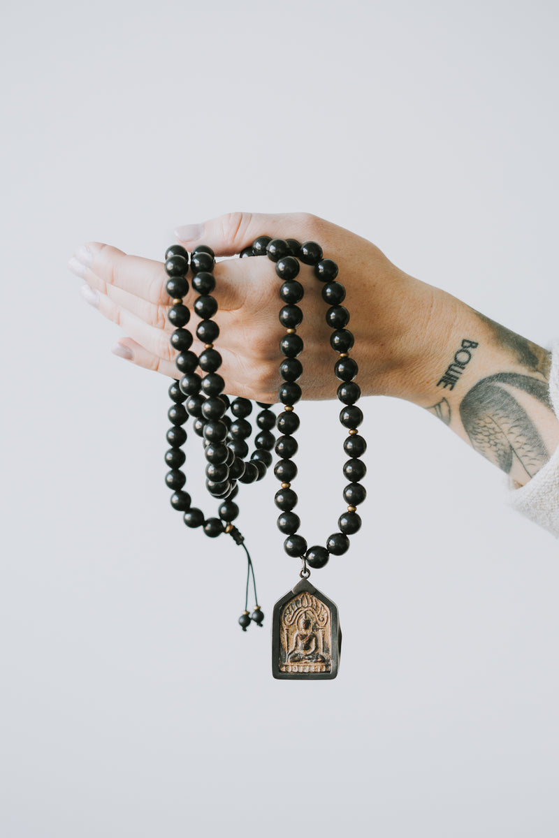 Mala Beads Shungite Mineral Healer & Thai Amulet Mala ML872