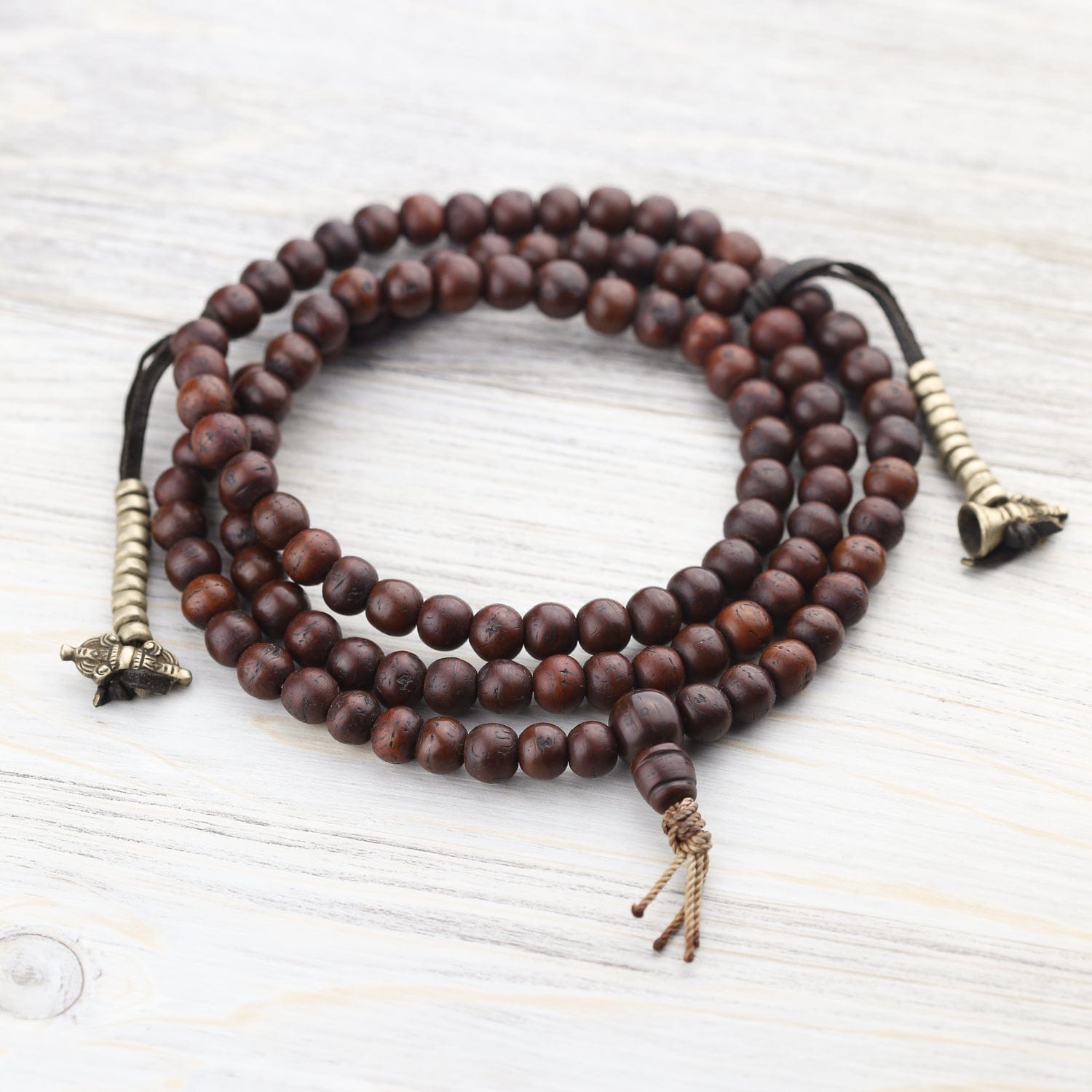 How to Use Buddhist Prayer Beads
