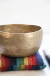 Antique Singing Bowl Sacral Chakra 144 Hz