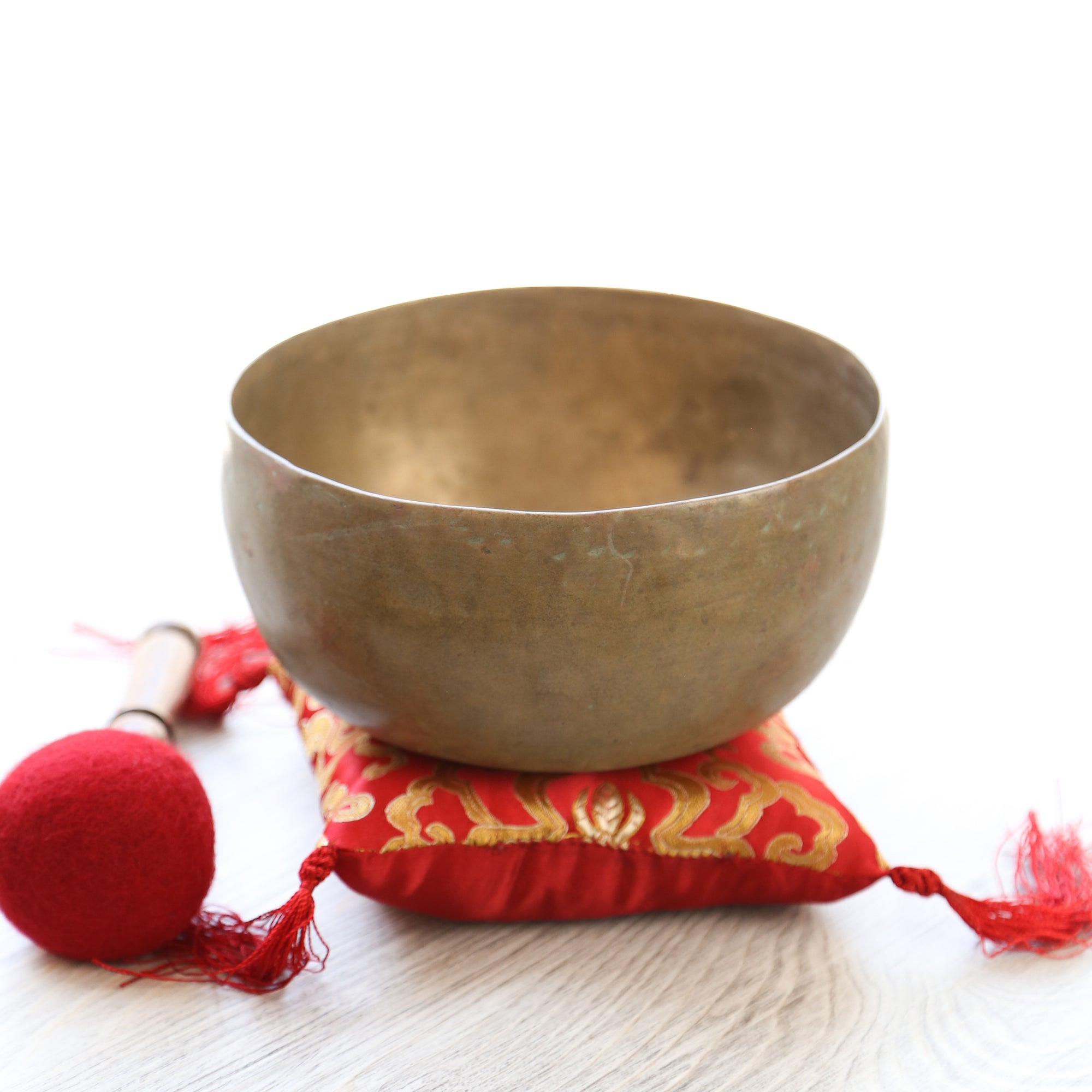 Antique Singing Bowl Solar Plexus Chakra 160 Hz