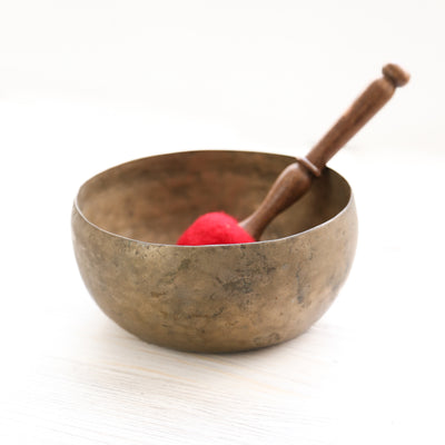 Antique Singing Bowl Heart Chakra 175 Hz