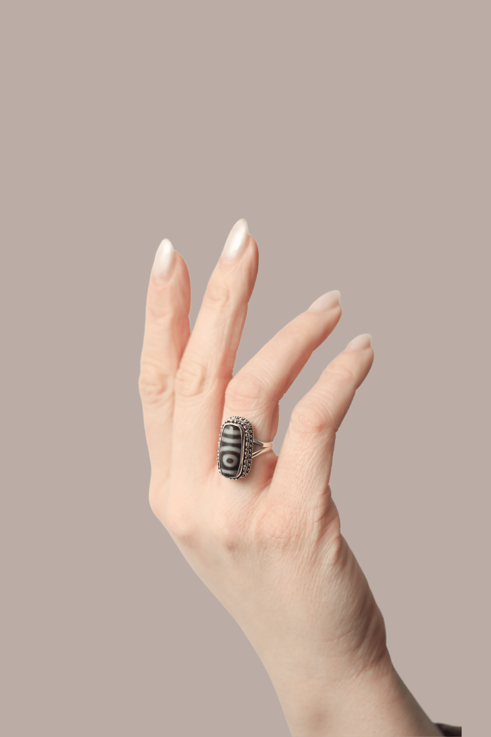 Rings Dzi Bead Ring
