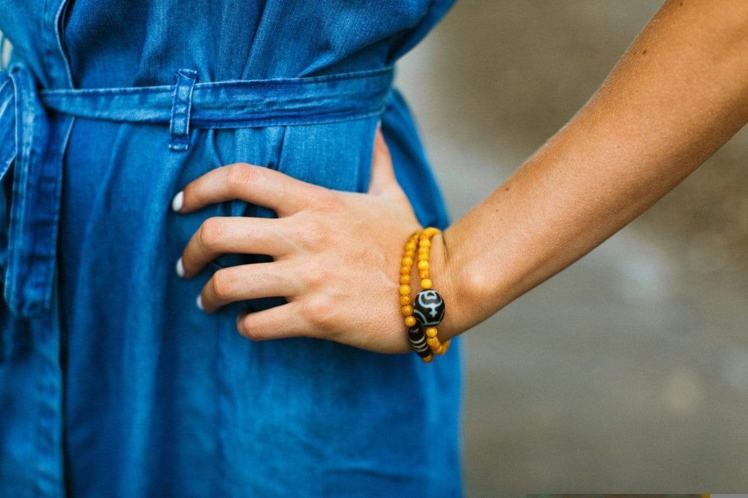 Bracelets Baltic Amber Striped Dzi Bracelet JB784