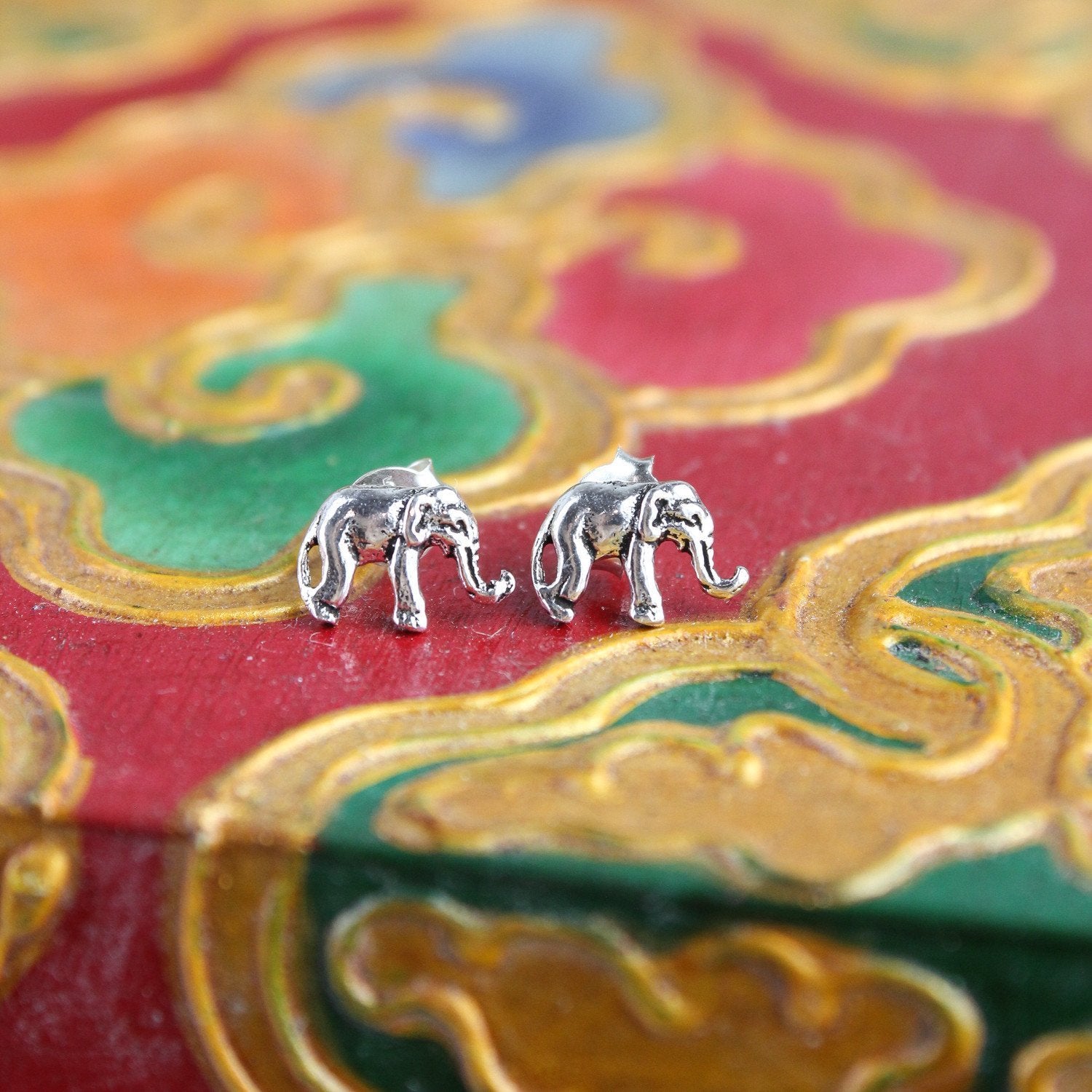 Vintage elephant clearance earrings