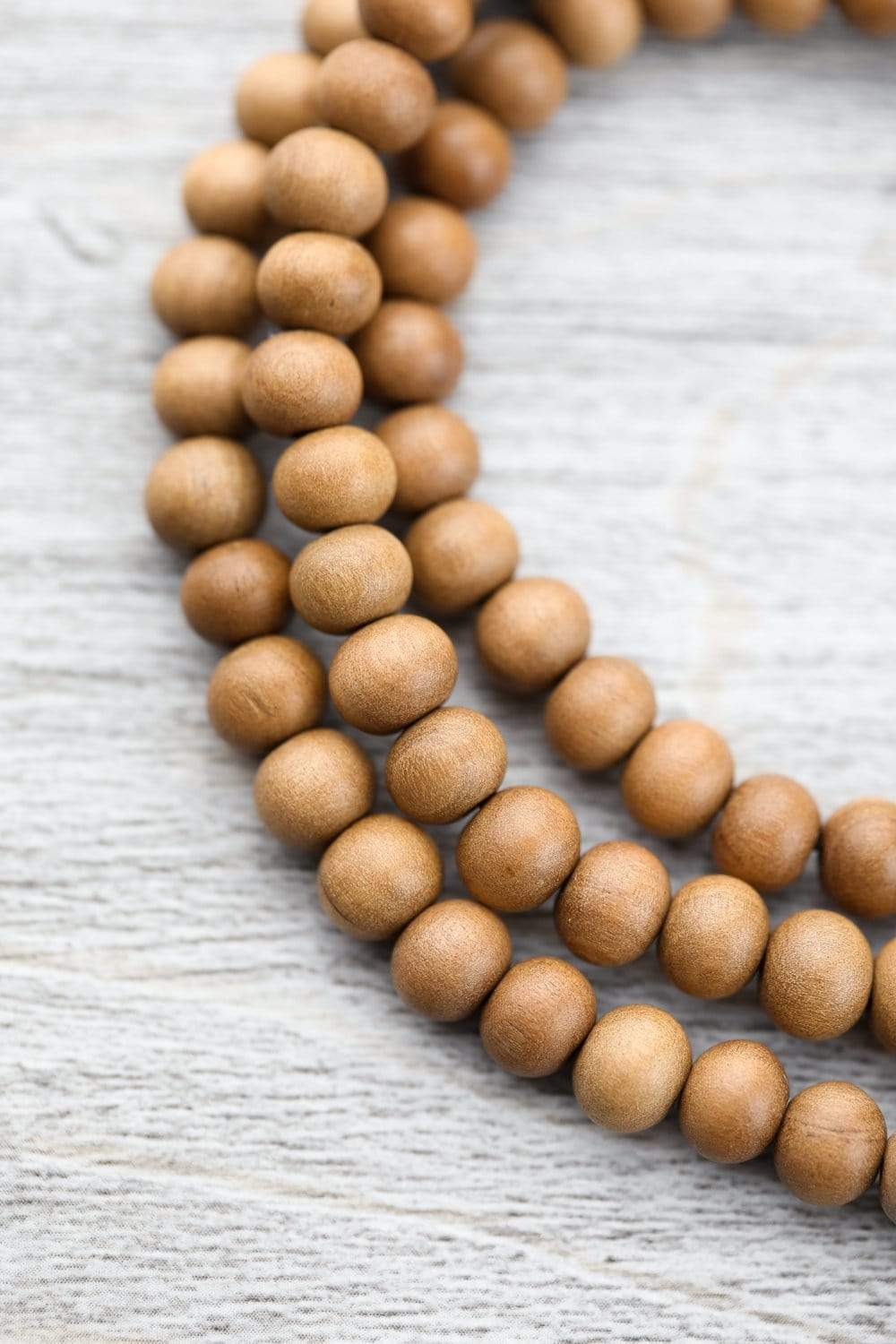 Buddhist mala in sandalwood beads (10mm)