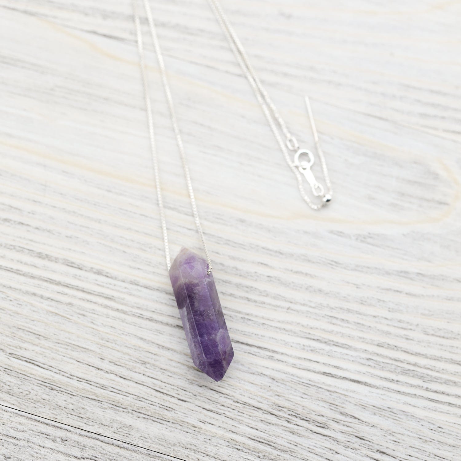 Necklaces Amethyst Crystal Chakra Energy Necklace JN835.Amethyst